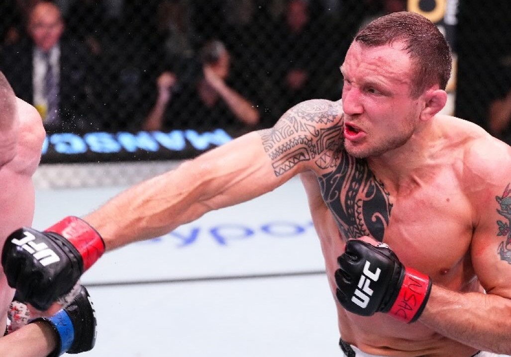 Jack Hermansson Surpreende Joe Pyfer Virada De Veterano E Vence