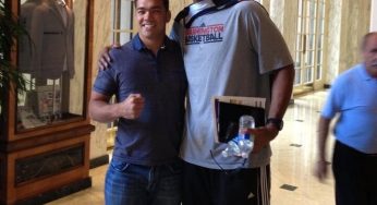 Foto: Lyoto Machida ‘tieta’ pivô brasileiro Nenê, da NBA