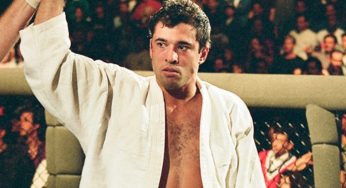 Comentarista oficial do UFC, Joe Rogan destaca importância de Royce Gracie para popularização do MMA