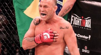 VÍDEO: Wanderlei Silva perde apostas em partida de futebol e faz ‘vaquinha’ com fãs para quitar dívidas