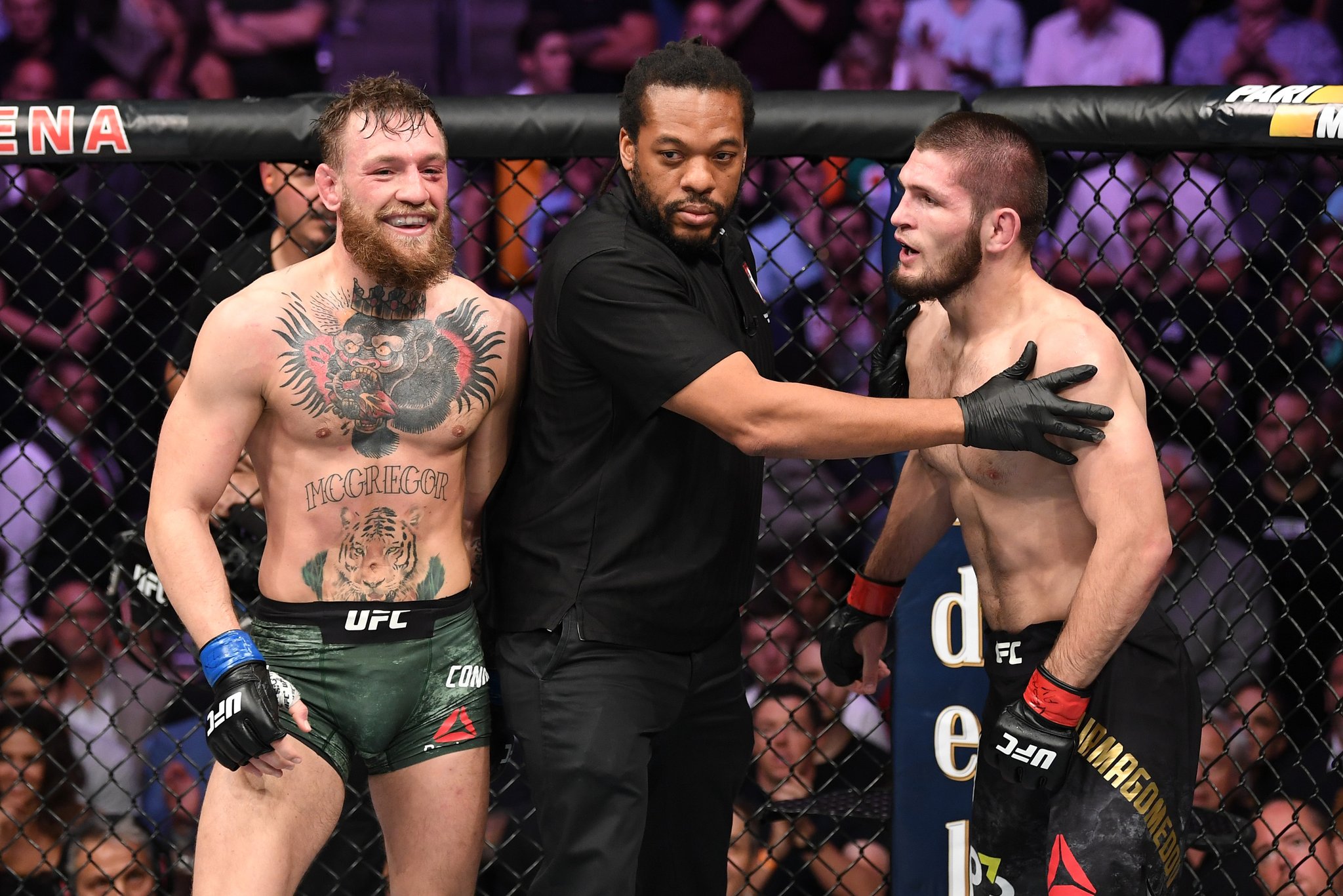 Nurmagomedov sobre enfrentar McGregor: 'Vou mudar o rosto dele