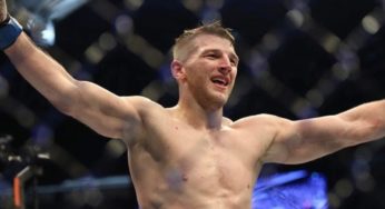 Um mês após ser derrotado no UFC 257, Dan Hooker finalmente consegue voltar à Nova Zelândia