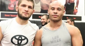 Empresário confirma proposta de Dana White para superluta entre Khabib e lenda do MMA