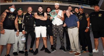 Depois de show no boxe, Tyson Fury comemora marca de 5 milhões de seguidores em rede social