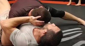 VÍDEO: Possível rival de Borrachinha, Rockhold treina com Khabib e ‘sofre’ diante do aposentado ex-campeão