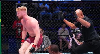 Antes de estreia no UFC, astro do wrestling garante ter condições de bater Khamzat Chimaev