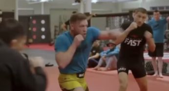 VÍDEO: Conor McGregor aparece nas dependências do UFC treinando atletas do ‘The Ultimate Fighter’