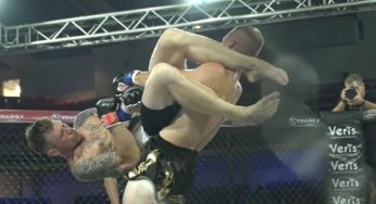 VÍDEO: Lutador apaga rival com bate-estaca assustador em evento de MMA