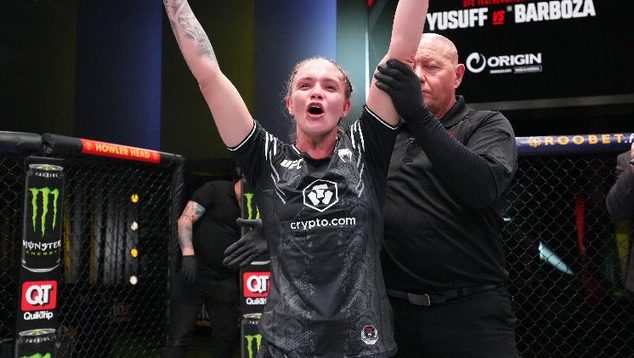 Tainara Lisboa vence no UFC Vegas 81. Foto: Reprodução/Twitter/UFC News