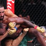 Belal Muhammad domina Leon Edwards, estraga festa inglesa e se torna o novo campeão dos meio-médios do UFC. Foto: Twitter/UFC News