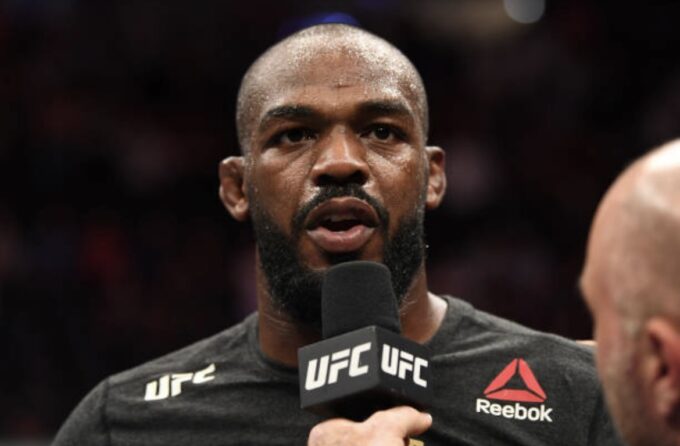 Jon Jones só teve um revés até hoje no UFC. Foto: Reprodução/Instagram