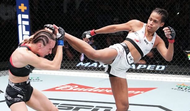 Luana Dread supera pé quebrado, se emociona e conquista a terceira vitória seguida no UFC Vegas 94. Foto: Reprodução/Twitter/UFC News