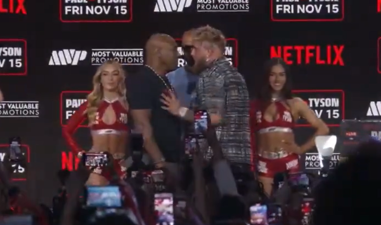 VÍDEO: Mike Tyson e Jake Paul não trocam empurrões antes de luta no boxe. Foto: Reprodução/Twitter