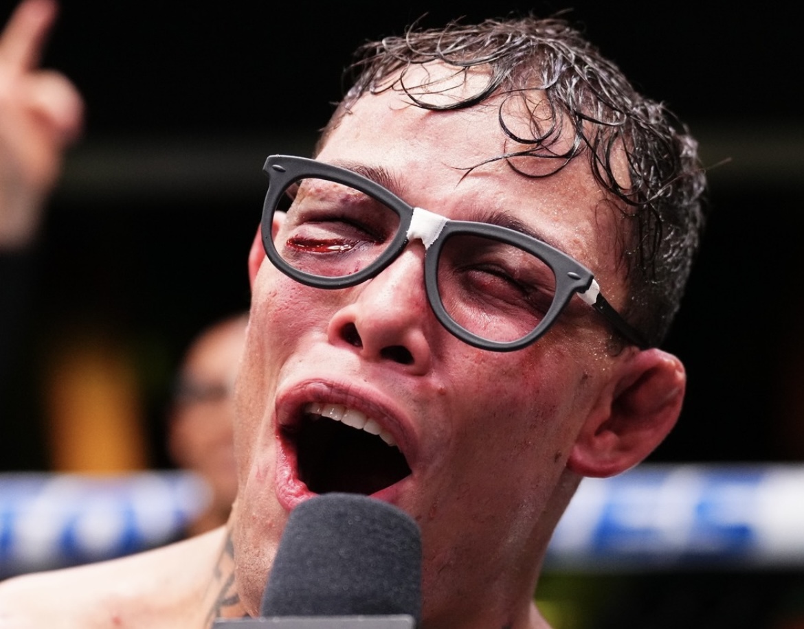 Caio Borralho após vitória sobre Jared Cannonier. Foto: Reprodução/UFC