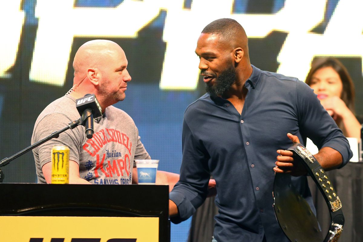 Dana White e Jon Jones em evento do UFC. Foto: Reprodução/Instagram