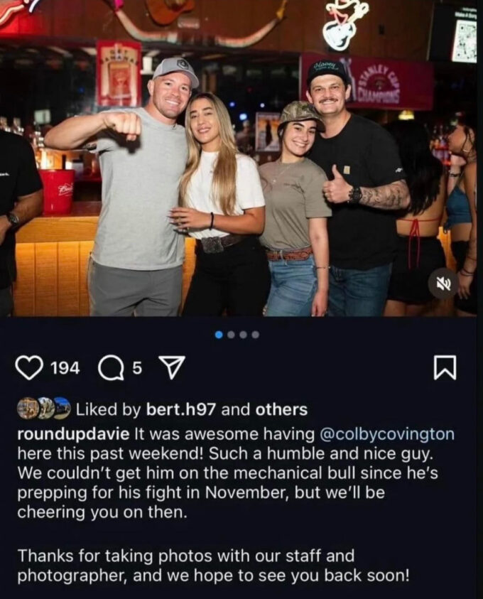 Colby Covington posa para foto com grupo de amigos. Foto: Reprodução/Instagram