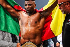 Francis Ngannou Renan Problema PFL