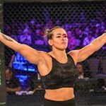 A faixa preta de Jiu-Jitsu Bia Mesquita derrotou a americana Shanelle Butler por finalização no primeiro round.