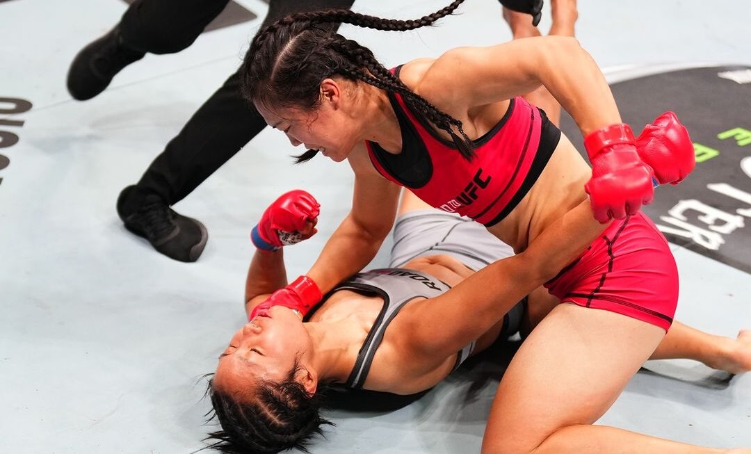 Xiaocan Feng é levada às pressas para o hospital e revive casos chocantes após nocaute no UFC Macau. Foto: Reprodução/Instagram