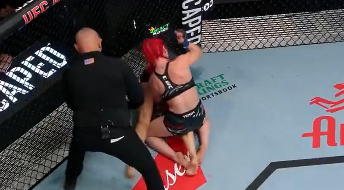 Gillian Robertson Luana Pinheiro UFC Las Vegas 100