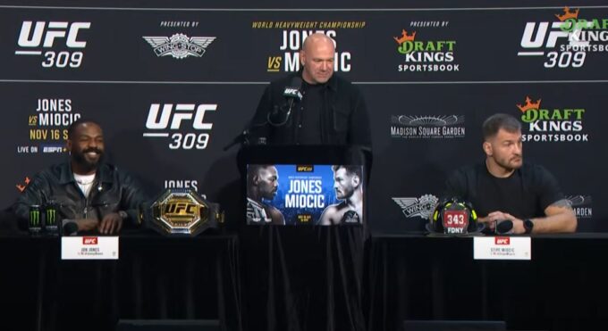 Dana White diz em coletiva que vencedor de Jones x Miocic deve enfrentar Tom Aspinall / Reprodução YouTube UFC